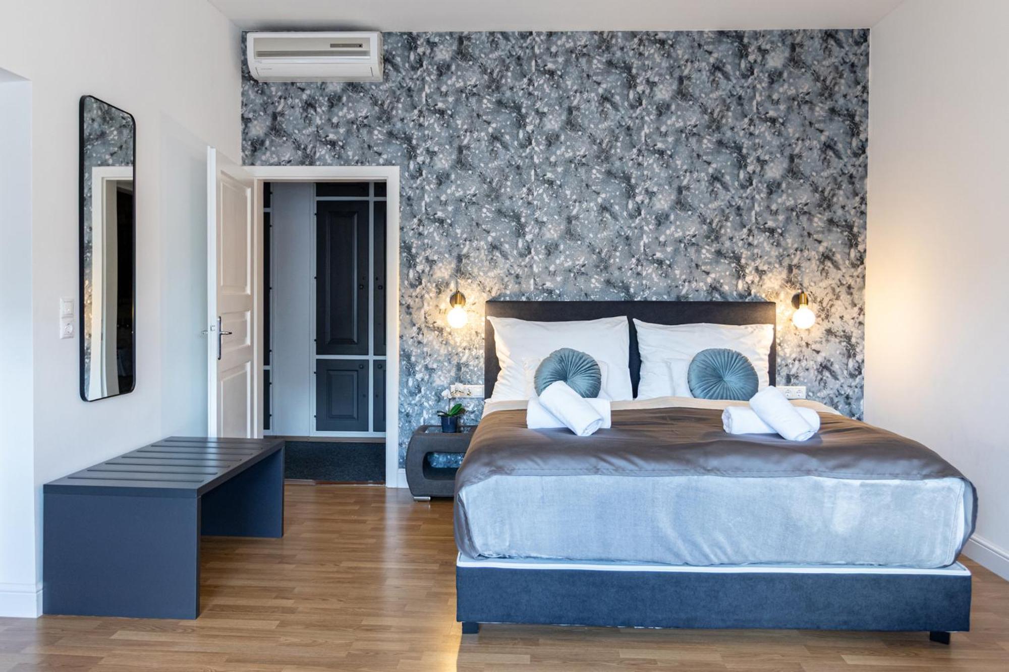 Hotel Clariss Balatonalmádi Extérieur photo