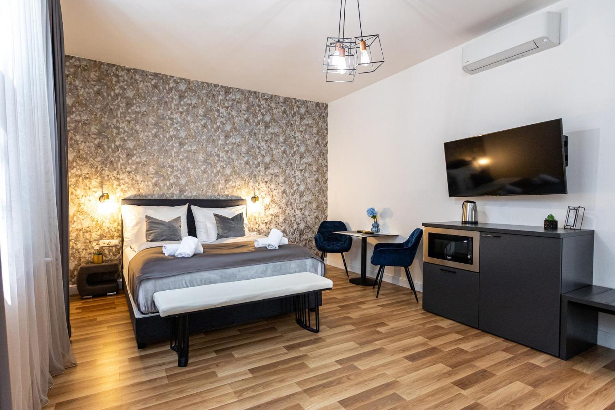 Hotel Clariss Balatonalmádi Extérieur photo
