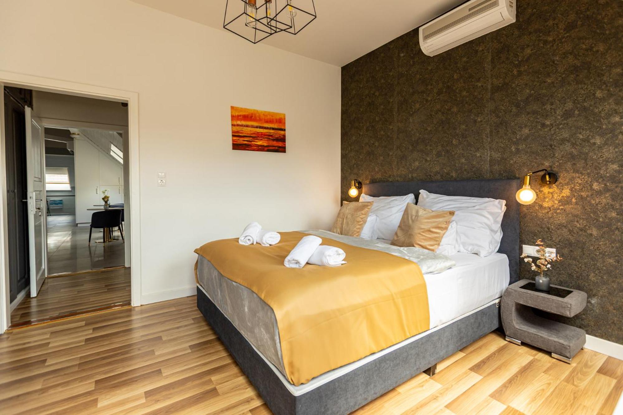 Hotel Clariss Balatonalmádi Extérieur photo