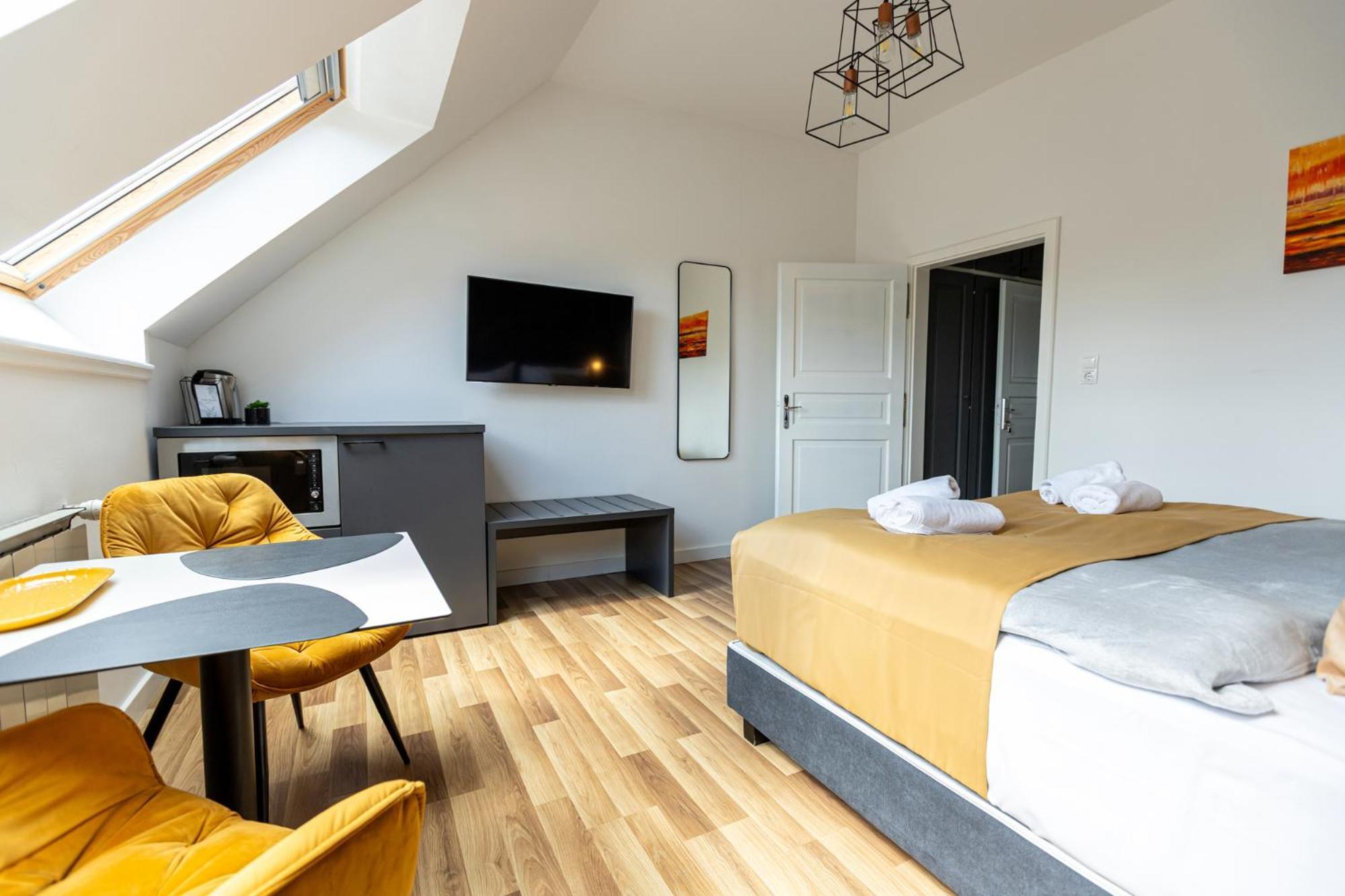 Hotel Clariss Balatonalmádi Extérieur photo
